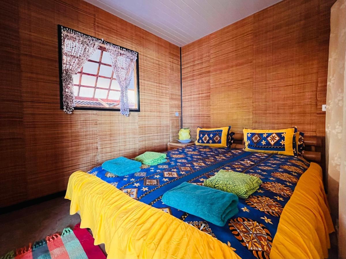 Moorea Temae Bungalow Lory Bord De Mer Exteriör bild